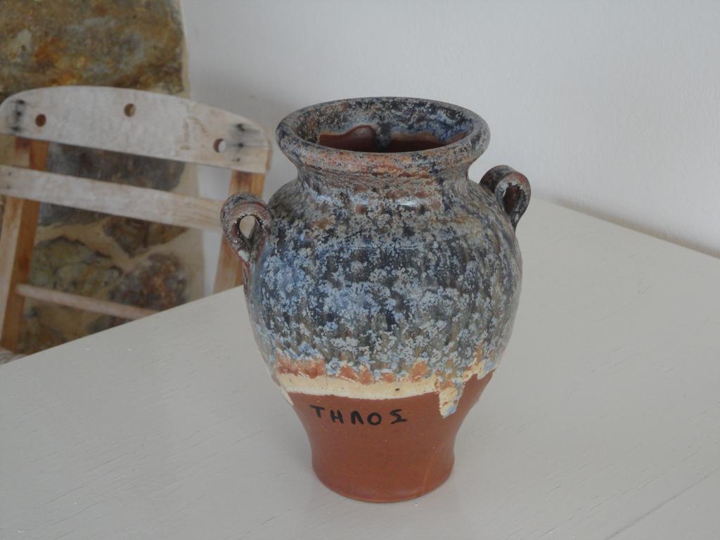 Pavlos Rooms Livadia  Ngoại thất bức ảnh