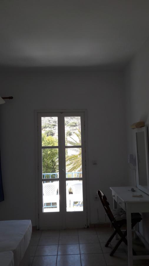 Pavlos Rooms Livadia  Ngoại thất bức ảnh