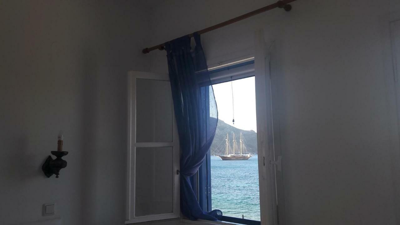 Pavlos Rooms Livadia  Ngoại thất bức ảnh
